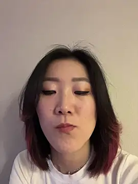 AikoYamada online show from 10-25-25, 07:18