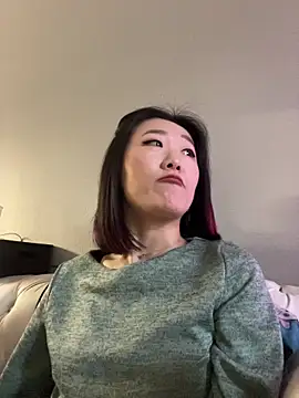 AikoYamada online show from 11-02-25, 06:51