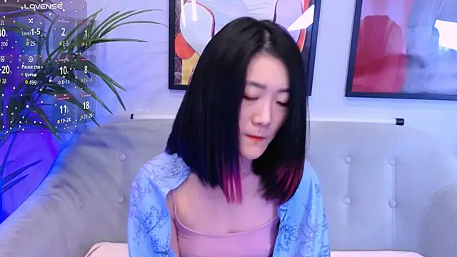 AikoYamada online show from 01-13-26, 06:17