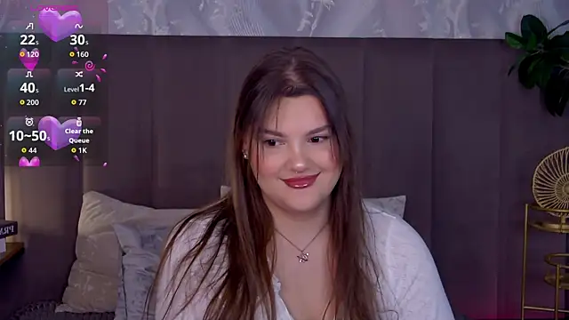 EmilyHyde online show from 11-16-25, 08:24