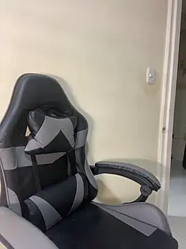 Vliacoooper2 online show from 12-19-25, 06:16