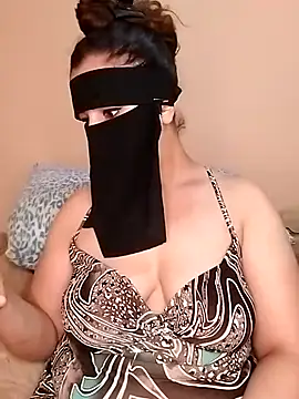 Snapshot of Sofia_maroc99 chatting on 07-18-26, 01:36 Sofia maroc99 online show from 07-18-26, 01:36