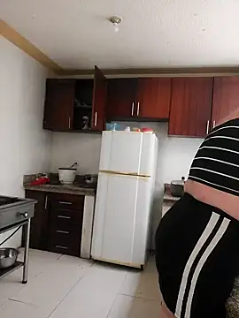 Snapshot of Miss-tetas chatting on 09-10-25, 04:50 Miss-tetas online show from 09-10-25, 04:50