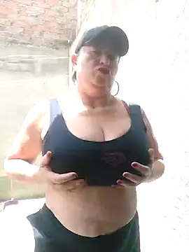 Snapshot of Miss-tetas chatting on 10-09-25, 05:24 Miss-tetas online show from 10-09-25, 05:24