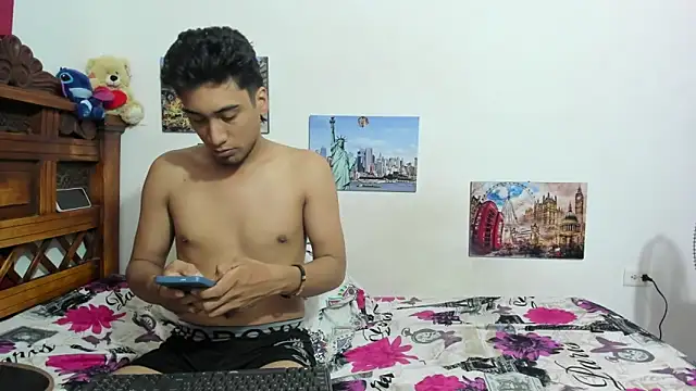 Roxana Tony online show from 03-28-26, 02:01