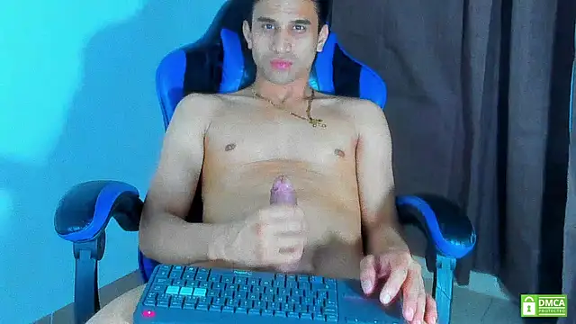 Snapshot of Camachito332 chatting on 07-22-26, 08:49 Camachito332 online show from 07-22-26, 08:49