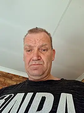 wallacelegend online show from 02-25-26, 06:13