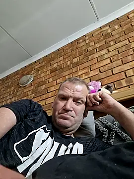 Snapshot of wallacelegend chatting on 09-25-25, 05:35 wallacelegend online show from 09-25-25, 05:35