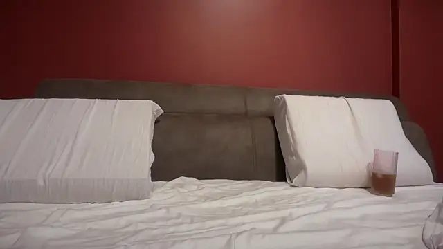 Snapshot of Ofcourseoneday chatting on 09-29-25, 06:09 Ofcourseoneday online show from 09-29-25, 06:09