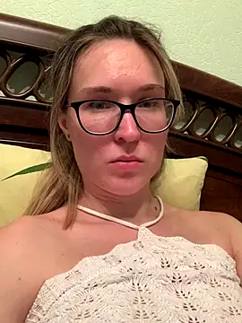 Snapshot of Jugira chatting on 09-14-25, 06:30 Jugira online show from 09-14-25, 06:30