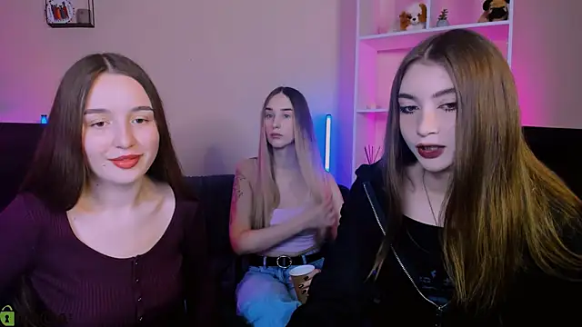 Snapshot of barbara_crazy chatting on 11-21-25, 09:52 barbara crazy online show from 11-21-25, 09:52