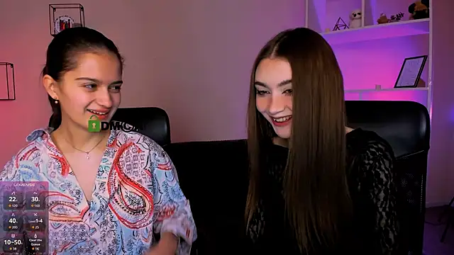 Snapshot of barbara_crazy chatting on 12-15-25, 10:10 barbara crazy online show from 12-15-25, 10:10