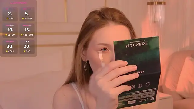 NancySmitts online show from 10-27-25, 03:46