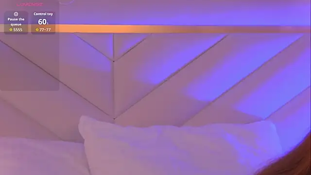 Snapshot of NancySmitts chatting on 08-09-26, 02:34 NancySmitts online show from 08-09-26, 02:34