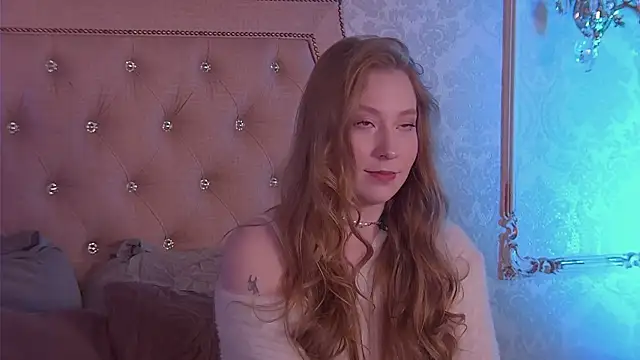 MiaEuphoria  online show from 11-07-25, 03:44