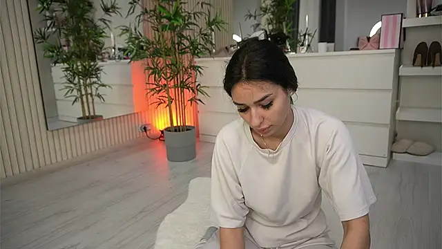 EmmaBlanco online show from 04-07-26, 04:14