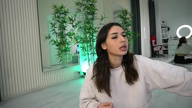 EmmaBlanco online show from 12-02-25, 08:21