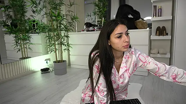 EmmaBlanco online show from 04-14-26, 05:12