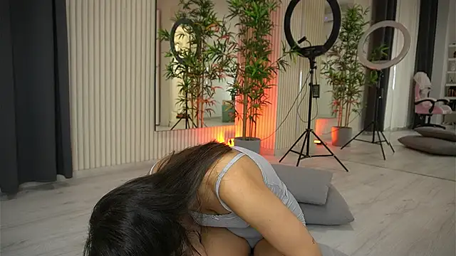 EmmaBlanco online show from 09-16-25, 05:19