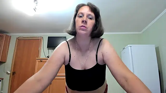 Snapshot of KATTYWARM_ chatting on 09-29-25, 10:48 KATTYWARM online show from 09-29-25, 10:48