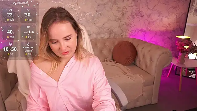 SofieBloom online show from 10-04-25, 11:39