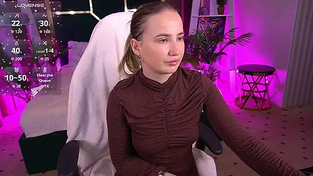 SofieBloom online show from 10-01-25, 04:28