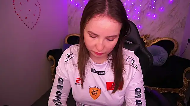 SofieBloom online show from 03-09-26, 04:05