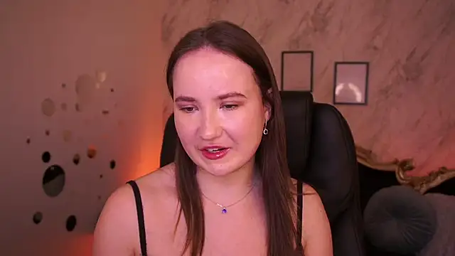 SofieBloom online show from 04-09-26, 03:51