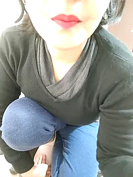 Snapshot of Pihu_Chopra chatting on 12-04-25, 02:54 Pihu Chopra online show from 12-04-25, 02:54