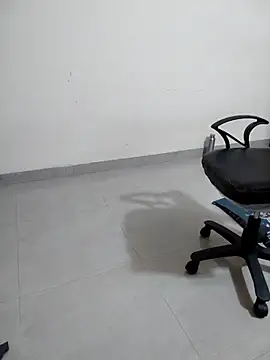 Snapshot of Pihu_Chopra chatting on 09-10-25, 04:17 Pihu Chopra online show from 09-10-25, 04:17