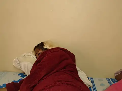 Snapshot of SexyEbonyy_ chatting on 10-11-25, 05:41 SexyEbonyy online show from 10-11-25, 05:41