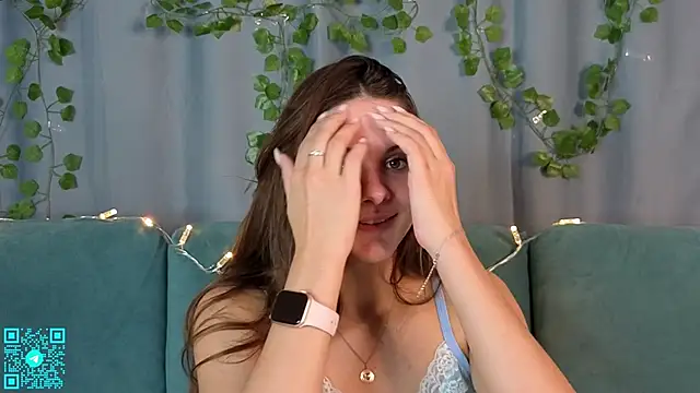 chloemilka online show from 10-06-25, 07:25