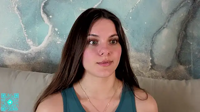 chloemilka online show from 04-13-26, 05:50