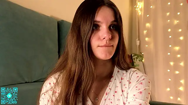 chloemilka online show from 03-08-26, 06:00