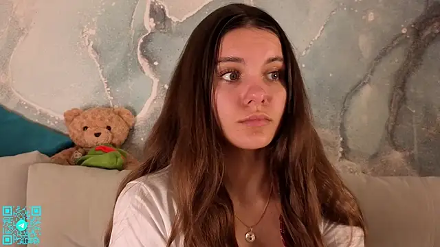 chloemilka online show from 07-12-26, 05:36
