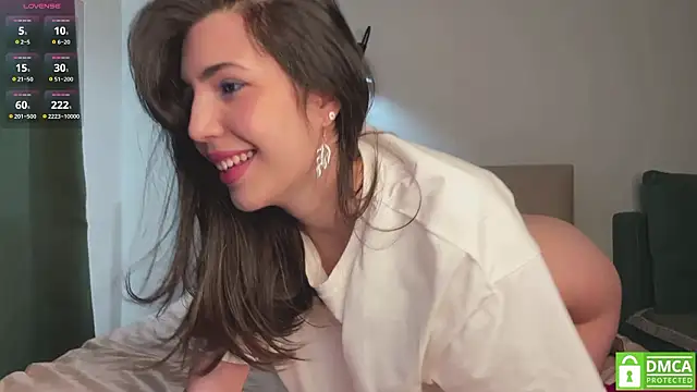 Snapshot of LolaTeaseX chatting on 01-19-26, 04:27 LolaTeaseX online show from 01-19-26, 04:27