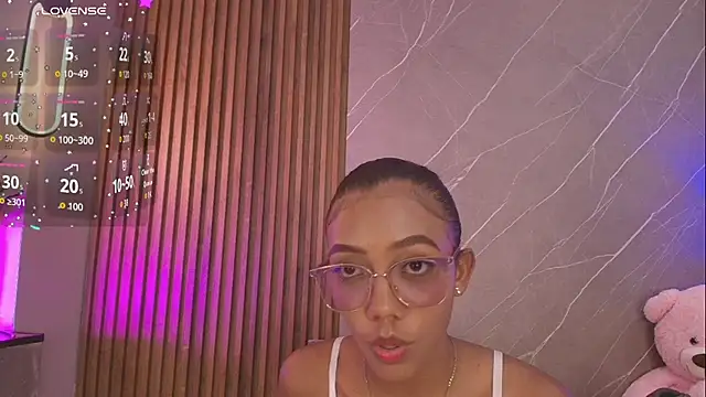 biancaa 18 online show from 06-23-26, 07:34