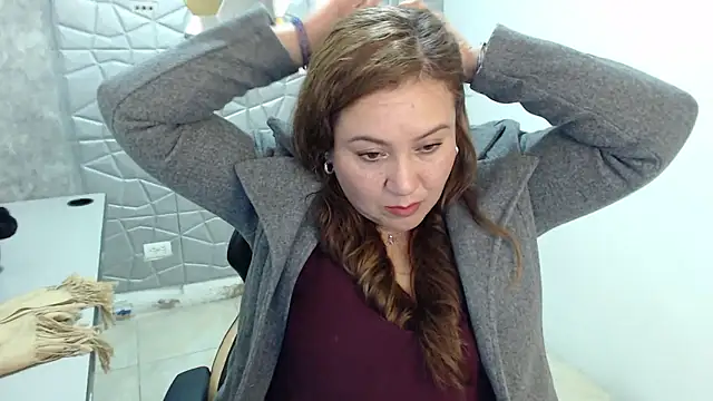 camixxx m online show from 01-17-26, 01:47