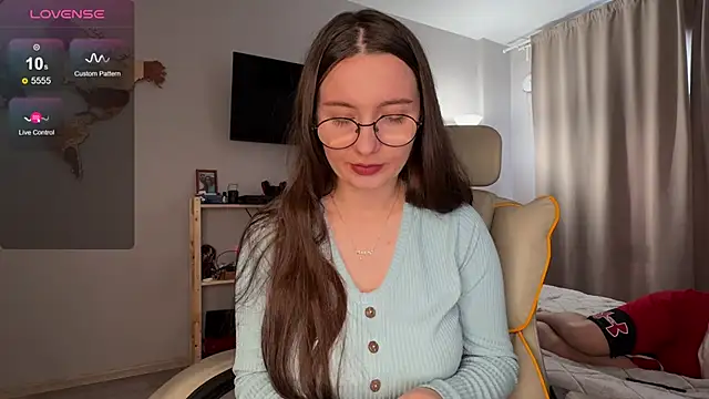 wwow meow online show from 10-11-25, 06:36