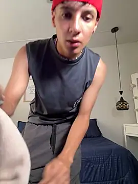 Snapshot of YEICK-17 chatting on 10-25-25, 01:56 YEICK-17 online show from 10-25-25, 01:56