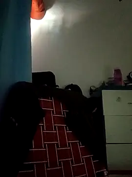 maxiiii125 online show from 11-18-25, 03:59