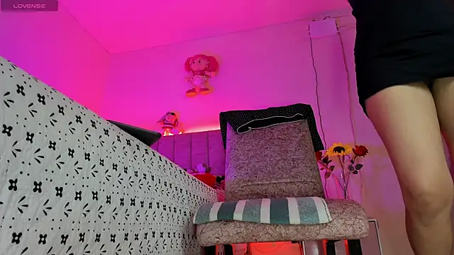 Snapshot of hot_Dariana_pantyhose chatting on 05-01-26, 01:49 hot Dariana pantyhose online show from 05-01-26, 01:49