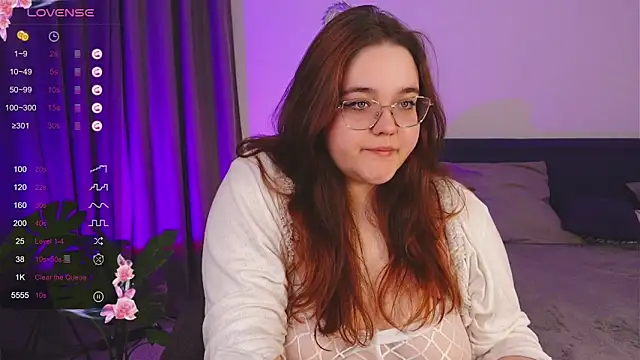 Neko Moor online show from 11-26-25, 09:26