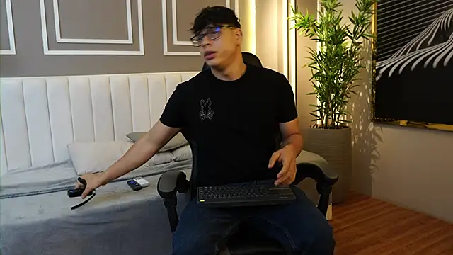 Ethan occonor online show from 11-06-25, 08:18