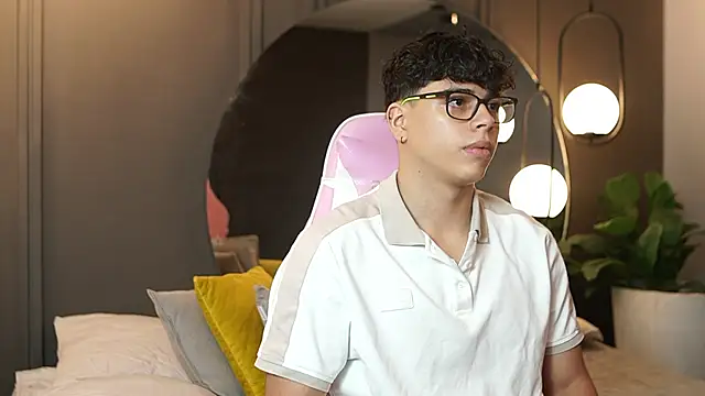 Ethan occonor online show from 09-30-25, 12:55