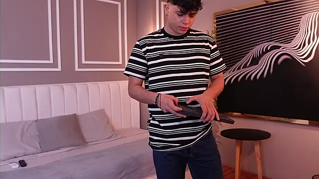 Ethan occonor online show from 10-29-25, 11:31