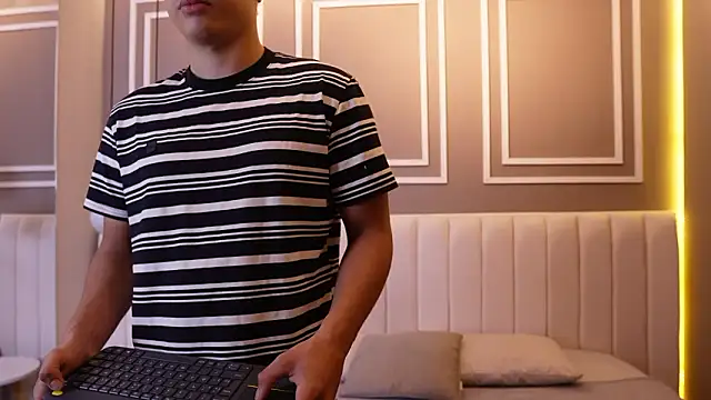 Ethan occonor online show from 03-06-26, 12:44