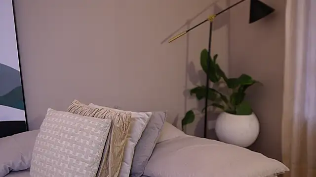 Ethan occonor online show from 10-10-25, 12:39