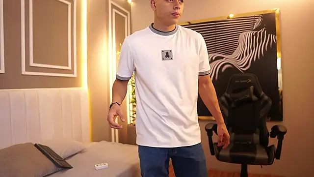 Ethan occonor online show from 11-18-25, 12:30