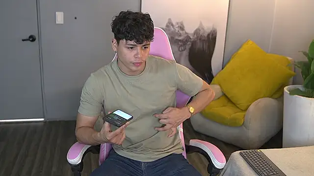 Ethan occonor online show from 09-14-25, 04:18